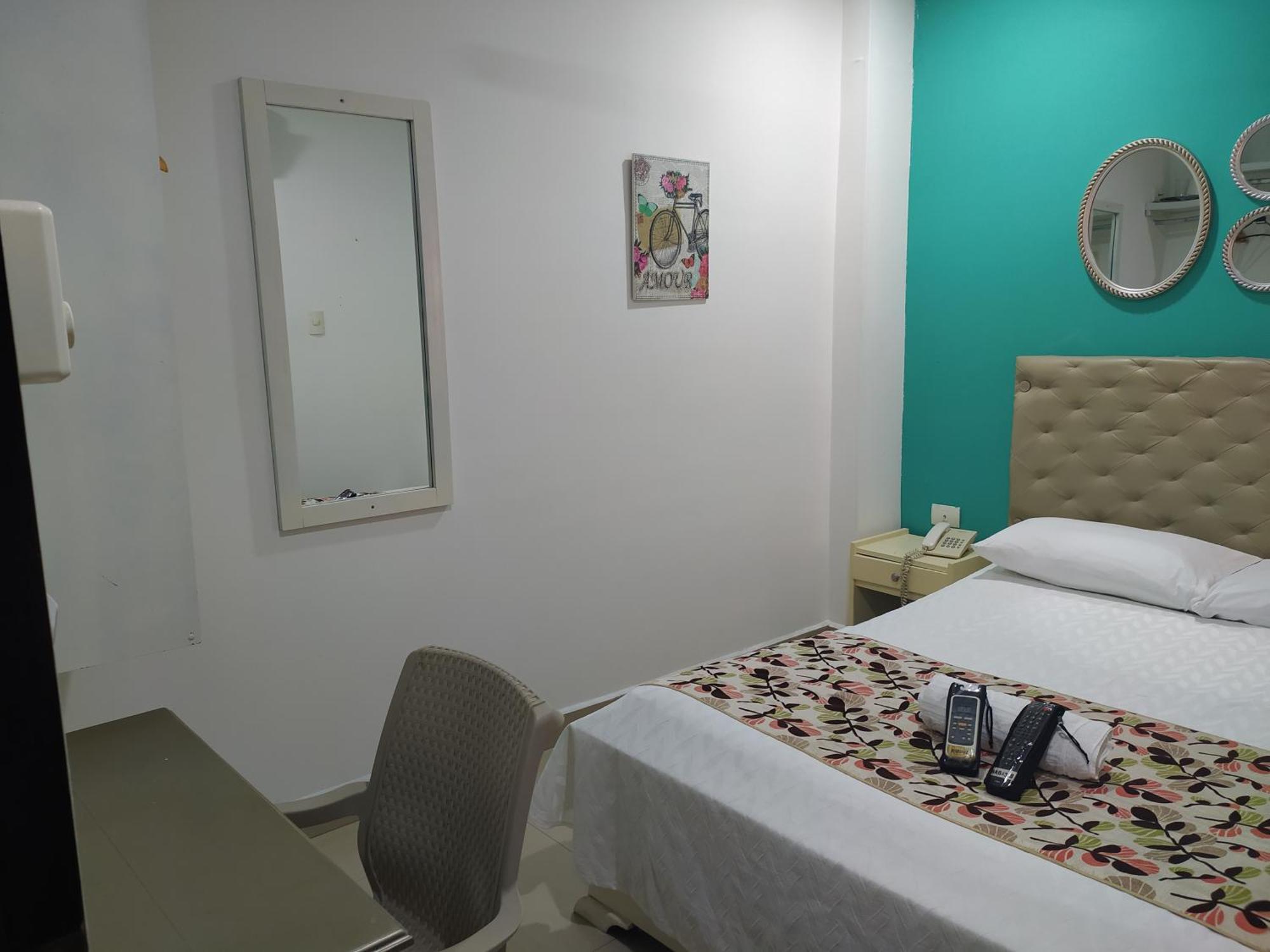 Hotel La Casa Dorada Монтерія Номер фото